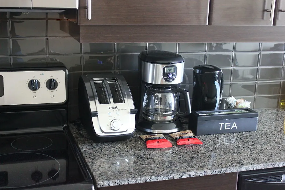 **** Hotel Luxury Condo - Heart Of Downtown Toronto Canada
