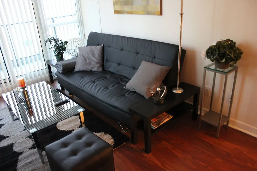 Luxury Condo - Heart Of Downtown Toronto