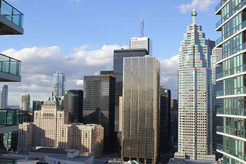 **** Hotel Luxury Condo - Heart Of Downtown Toronto Canada