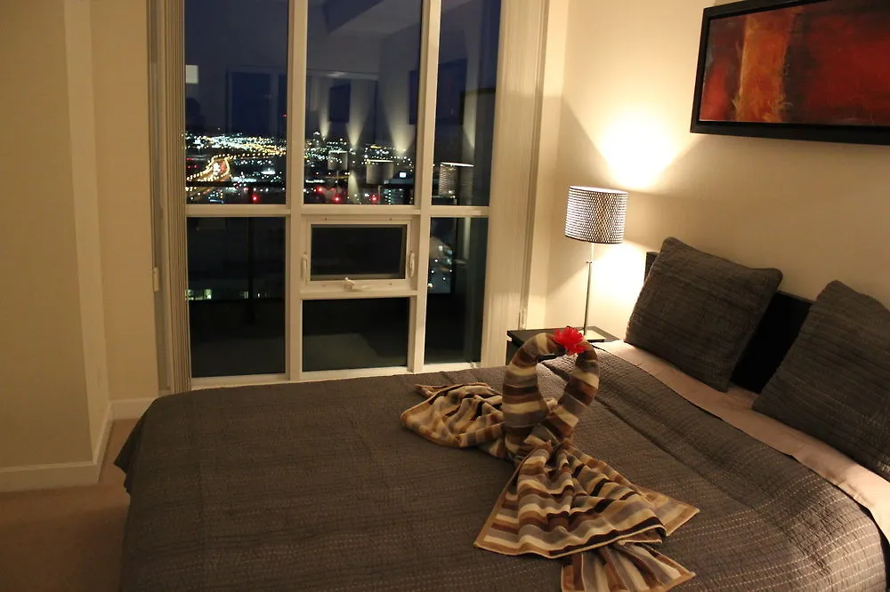 Luxury Condo - Heart Of Downtown Торонто 4*,